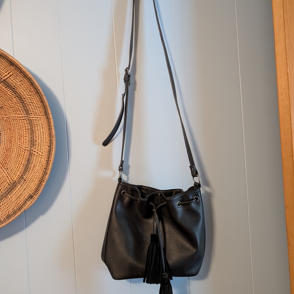 American Eagle Black Crossbody Tassel Bag